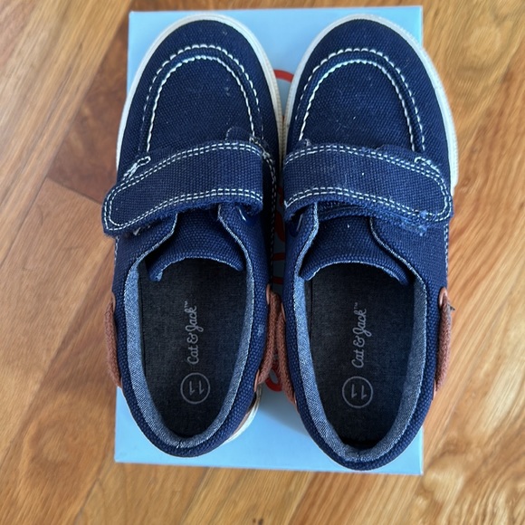 Cat & Jack Toddler Boys Slip On Shoes. - Picture 3 of 7